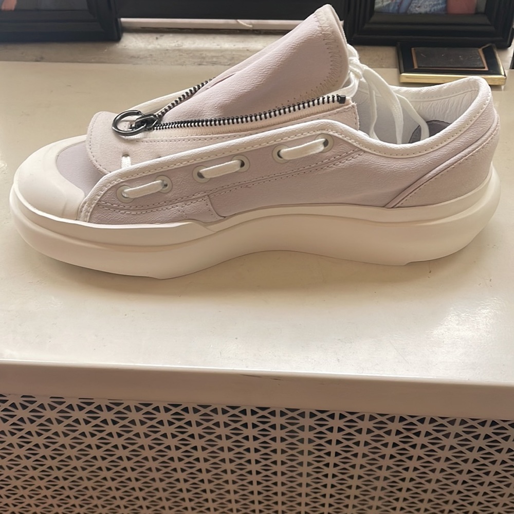 Y-3 Classic Court Ajatu Low- Beige Size 7M/8.5W